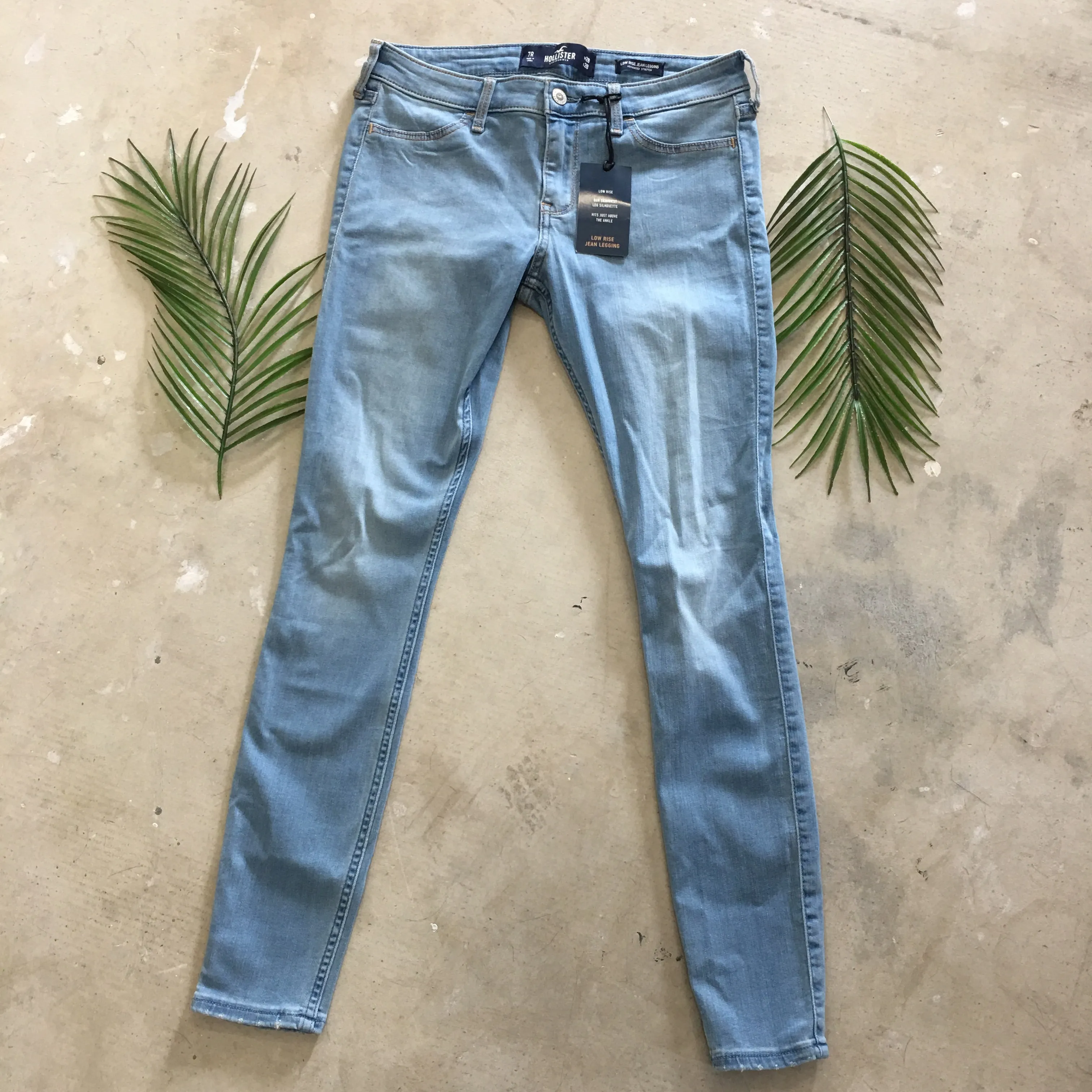Hollister Low-Rise Jean Jegging - 7R